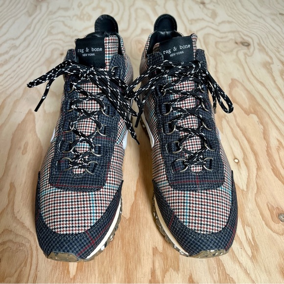 Rᴀɢ & Bᴏɴᴇ Rᴇᴛʀᴏ Hɪᴋᴇʀ ɪɴ Mᴜʟᴛɪ Pʟᴀɪᴅ - Picture 7 of 15